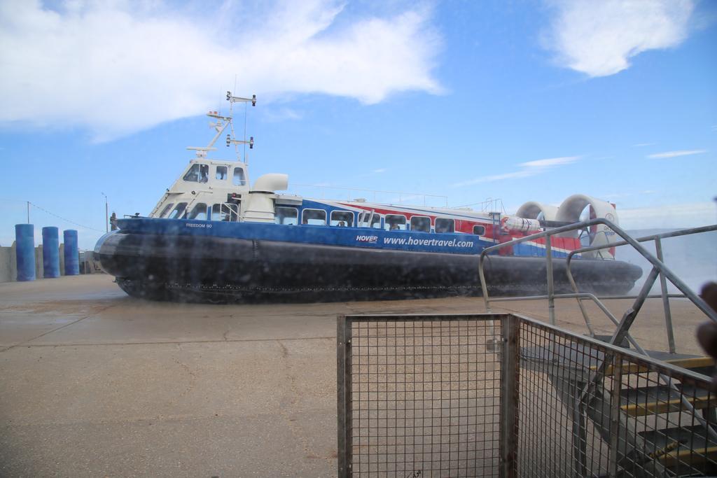 A Gosport Inn エクステリア 写真